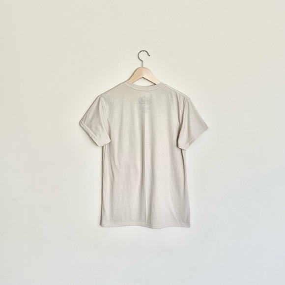 NEW Tokyo Japan Mt. Fuji Cherry Blossom Graphic Beige T Shirt Adult size Medium - Picture 4 of 6